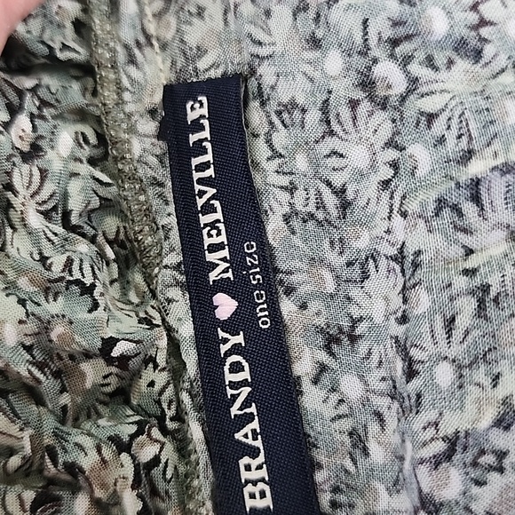 Brandy Melville green micro floral print crop top spaghetti straps One Size - Picture 3 of 5